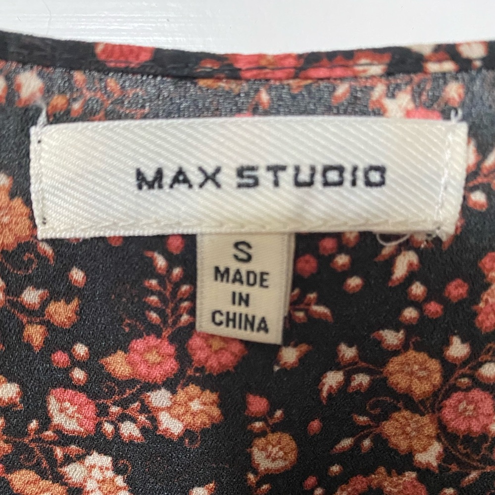 Max Studio Ruffle sleeves top - Picture 3 of 5